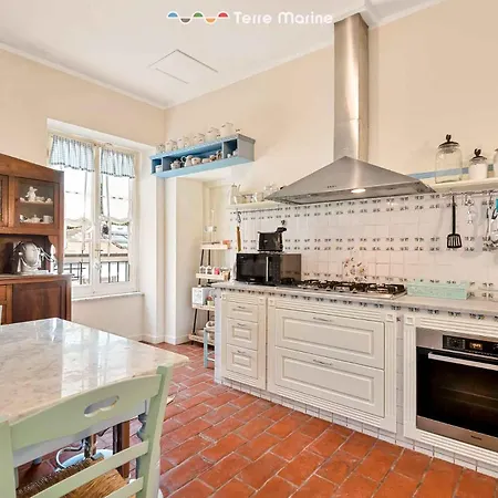 Вілла La Levante, Terre Marine *