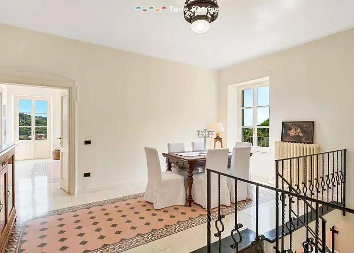 La Levante, Terre Marine Villa